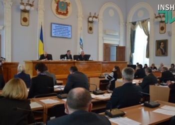 Сессия горсовета продолжила работу, депутатов мало, но голосов пока хватает