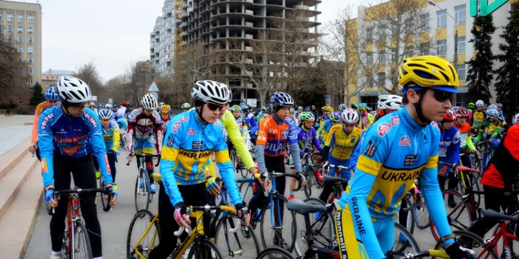 Открытый чемпионат по велоспорту в Николаеве собрал спортсменов со всех уголков Украины