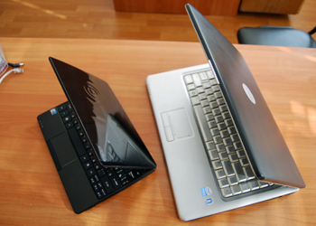 Воры проникли в офис через подвал бара. Обратно выходили уже не одни