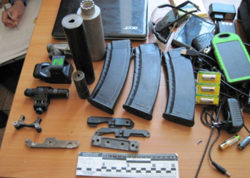 Опасный багаж: на львовском вокзале обнаружили предметы военного назначения