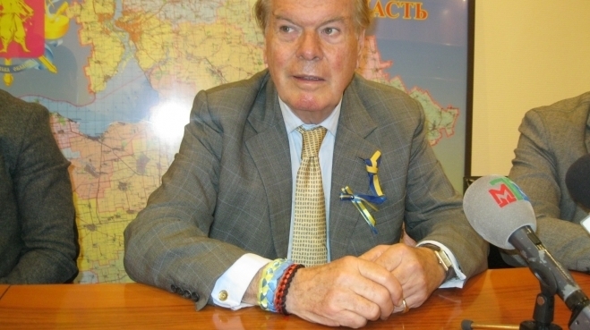 Член палаты лордов британского парламента Джон Квентин Дэвис попал под обстрел террористов на Донбассе