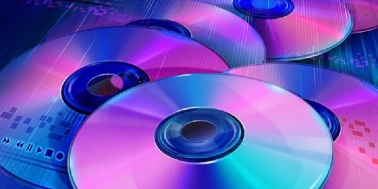 Насилие – не наш метод: в торговом центре на ул.Советской изъяли 3 тысячи CD и DVD-дисков, пропагандирующих жестокость