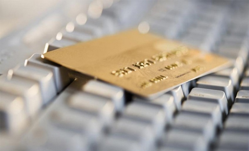 Нацбанк предупреждает: с банковскими картами мошенничают все чаще 1