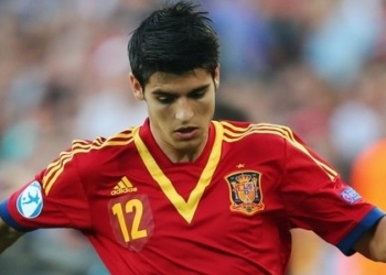 Украинская сборная проиграла испанцам в отборочном матче на Евро-2016