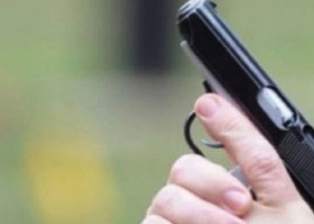 В Южноукраинске тоже стреляли. Но нетрезвому водителю хватило одного выстрела в воздух