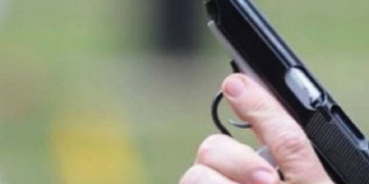 В Южноукраинске тоже стреляли. Но нетрезвому водителю хватило одного выстрела в воздух