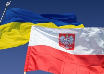 Польские друзья передали на Николаевщину не только нужный целокс, но и теплую одежду, обувь и спальные мешки на $10 тыс.