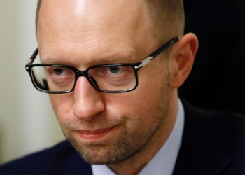 Правительство Украины разрывает соглашение о малом приграничном сообщении между Украиной и РФ – Яценюк