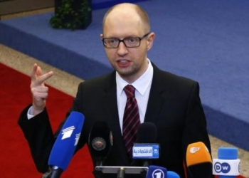 Яценюк: зарплата следователей по серьезным коррупционным делам составит 30 тыс. грн