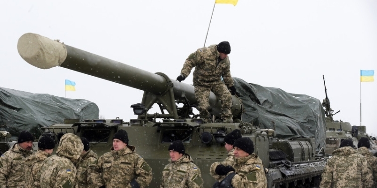 Украина завершает отвод тяжелого вооружения, полностью выполнив Минские договоренности