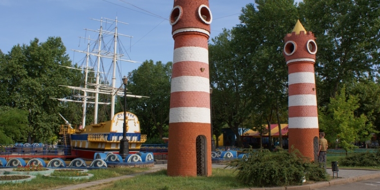 Николаевцев зовут встретить Международный день прав женщин и мира – в “Сказке”