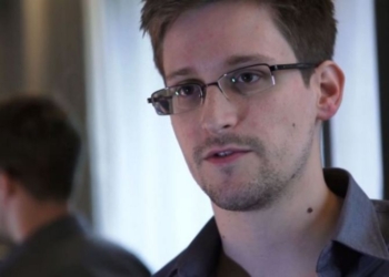 Эдвард Сноуден готов бежать из России