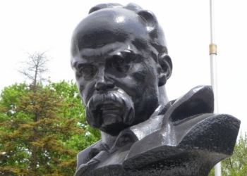 В Крыму задержали трех активистов на митинге памяти Тараса Шевченко