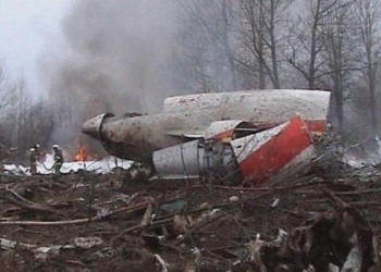Крушение президентского самолета: шок не проходит