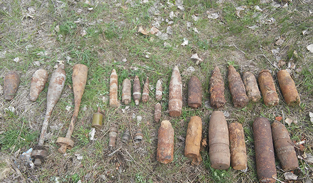 В Первомайском районе мужчина искал металлолом, а нашел склад взрывчатки