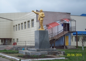 В Запорожской области восстановили памятник Ленину