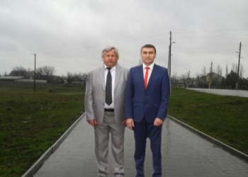 Чиновники тоже смеются. Первая первоапрельская шутка