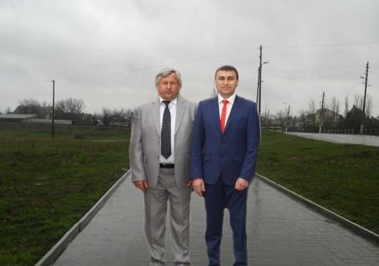 Чиновники тоже смеются. Первая первоапрельская шутка