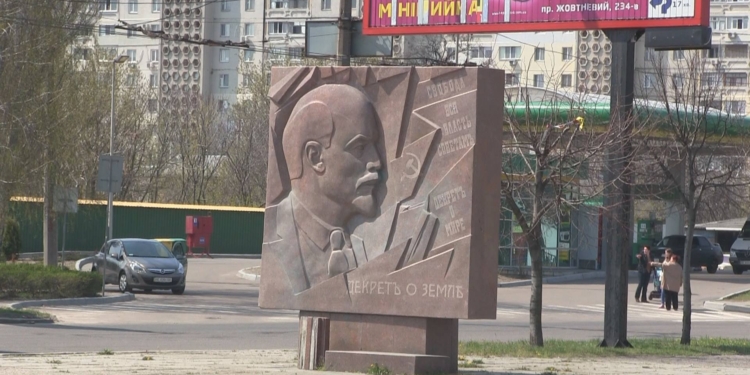 Памятники и улицы Николаева «в свете» нового закона. Что уйдет в прошлое, что останется