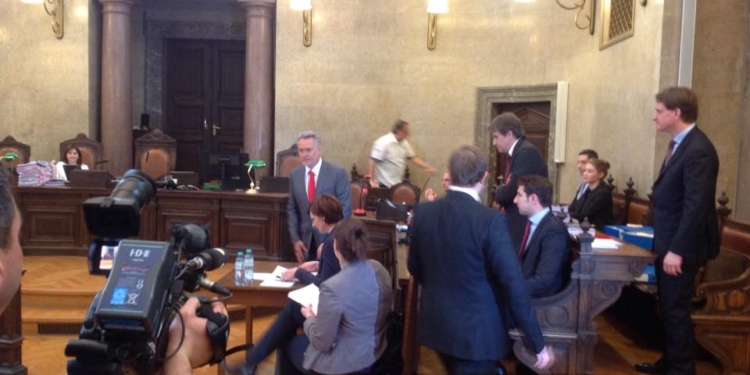 Фирташ прибыл на заседание суда в Вене, где рассмотрят его экстрадицию в США