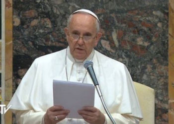 Раввины Европы обсудят с папой Римским конфликт между ЕС и Россией