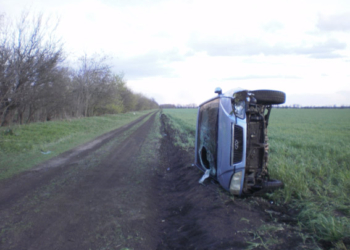 На Николаевщине парень перевернулся на угнанном автомобиле