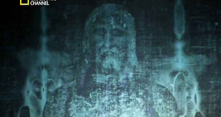 Туринскую плащаницу снова открыли для публики, посмотреть на нее уже записалось около миллиона человек