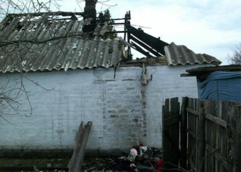 В Казанке 32-летний мужчина пытался потушить пожар в доме и получил ожоги 2-й степени