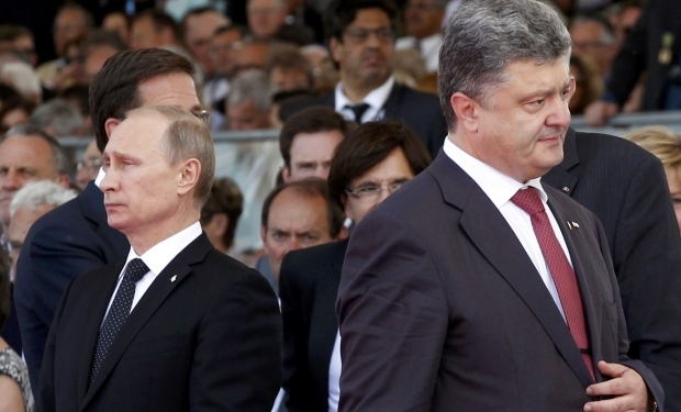 В России утверждают, что слова Путина о предложении Порошенко “забрать Донбасс” неправильно поняли