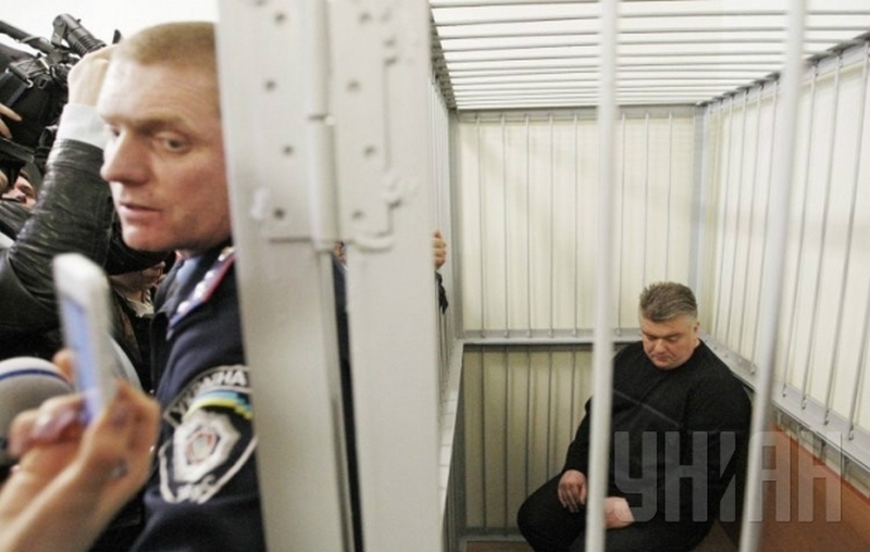 В доме публично задержанного экс-главы ГСЧС Бочковского проводится обыск 1
