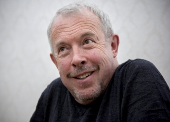 Макаревич о российском ТВ:  Абсолютно, как у Стругацких, включают излучатели