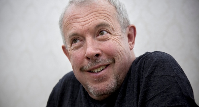 Макаревич о российском ТВ:  Абсолютно, как у Стругацких, включают излучатели