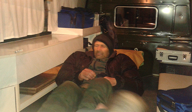 В Первомайске мужчина упал в 20-метровый колодец и выжил