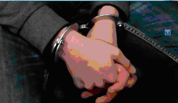 Уголовный розыск Центрального райотдела задержал двух николаевцев, пытавшихся убить таксистку