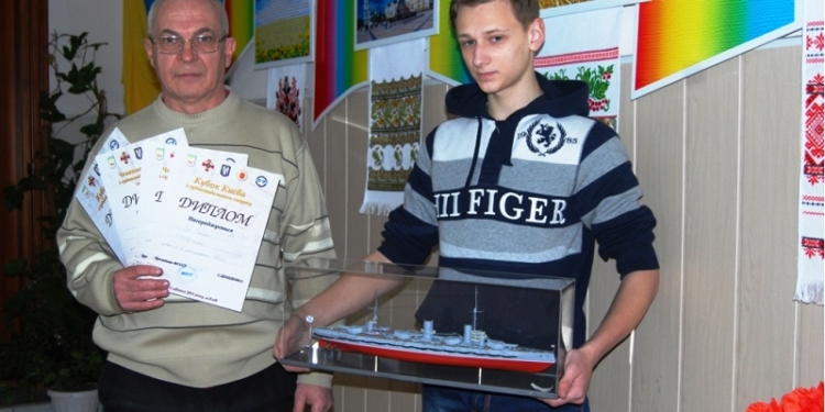 Золотые ручки: юные николаевские и вознесенские судомоделисты показали класс на чемпионате Украины