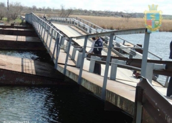 Предприниматель затопил понтонный мост через Ингулец в Снигиревском районе