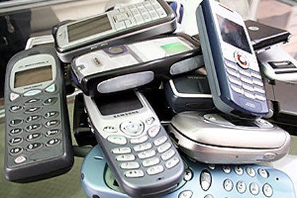 Пять телекомоператоров просят парламент отклонить законопроект, обязывающий операторов отключать "серые" телефоны 1
