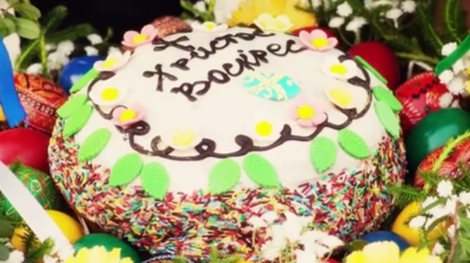 Петр Порошенко поздравил украинцев с Пасхой