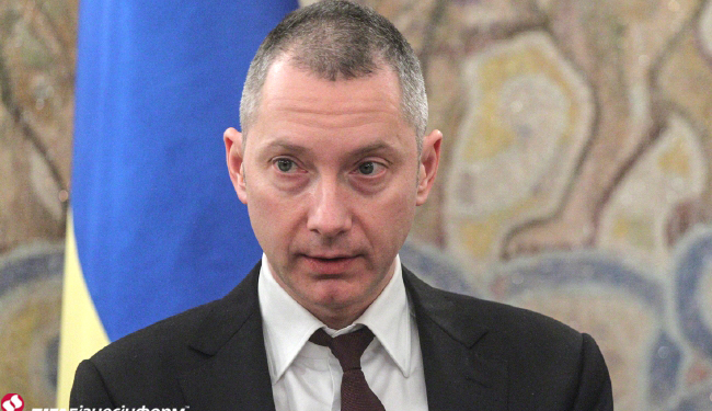 Глава Администрации президента Борис Ложкин – о декоммунизации, войне, мире и олигархах