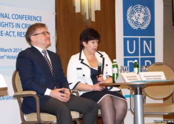 Лутковская: в Крыму нарушается право на общение с родными, татар принуждают к депортации