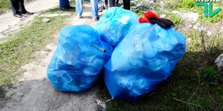 Доставка мусора на дом: для николаевских общественников все реально