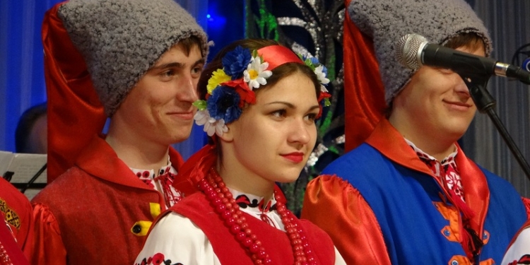 В Николаеве отметили 40-летие Терновского казачьего хора