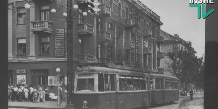 Пять дней рождения – это пять тортов, или Сколько лет Николаеву?