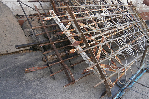 Кладбищенские воры не побоялись ни живых, ни мертвых, а теперь проверят свою храбрость в милиции