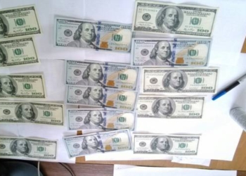 СБУ задержала на взятке сотрудника военкомата, который за 1500 долларов “освобождал” от мобилизации