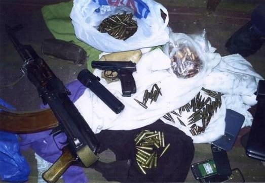 СБУ “накрыла” крупное хранилище оружия боевиков