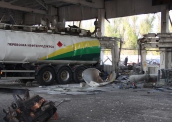 В Кременчуге от взрыва цистерны пострадал человек и разрушено здание