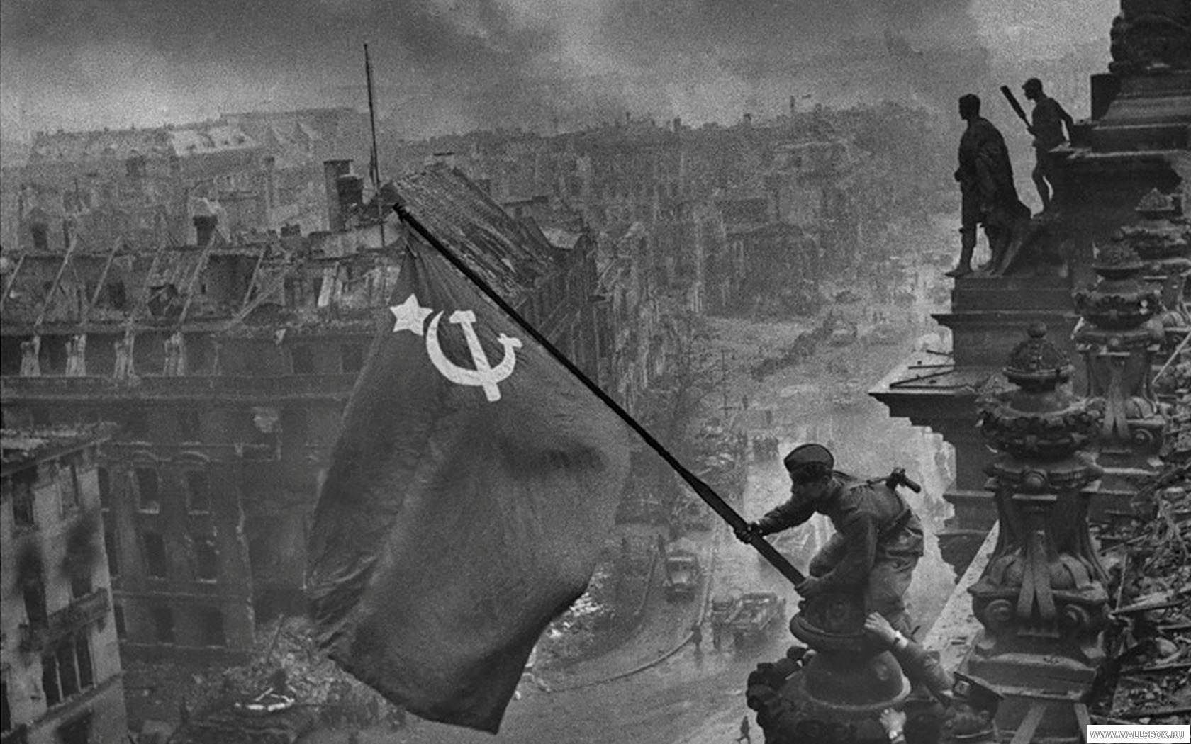 9 мая и впредь будет Днем Победы, государственным праздником Украины