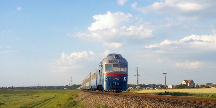 Здравствуй, Первомай: стоимость проезда в пригородных поездах по Николаевской области повысится на 30%