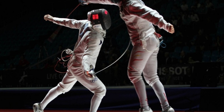 В чемпионате Украины по фехтованию команда саблисток Николаева подтвердила звание сильнейшей